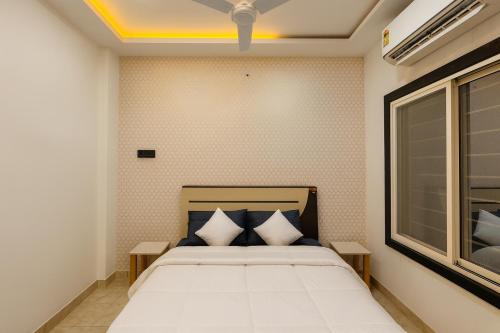 he azure 3bhk bunglow nr apollo db city