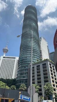 vortex premium suites klcc by schien