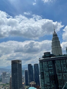 vortex premium suites klcc by schien