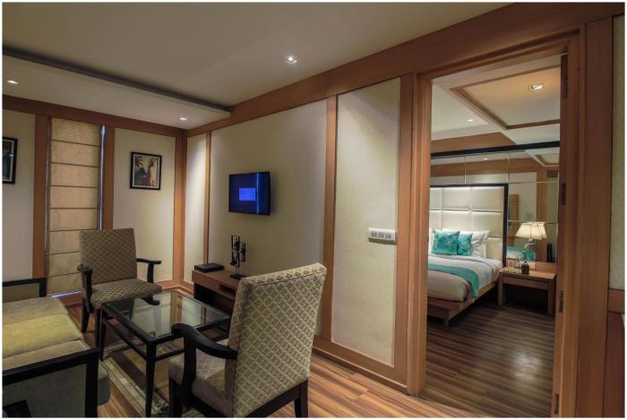 the nikunj hotels