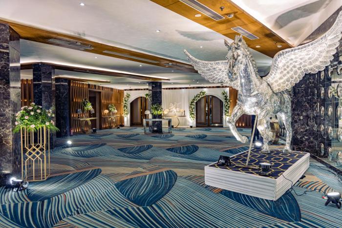 the nikunj hotels