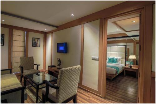 the nikunj hotels