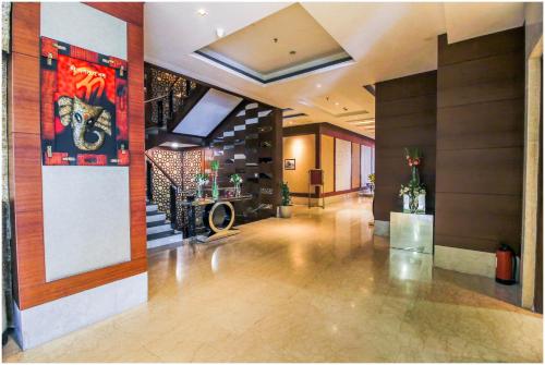 the nikunj hotels