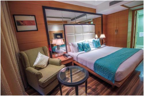 the nikunj hotels