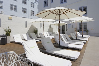 hotel breakwater south beach