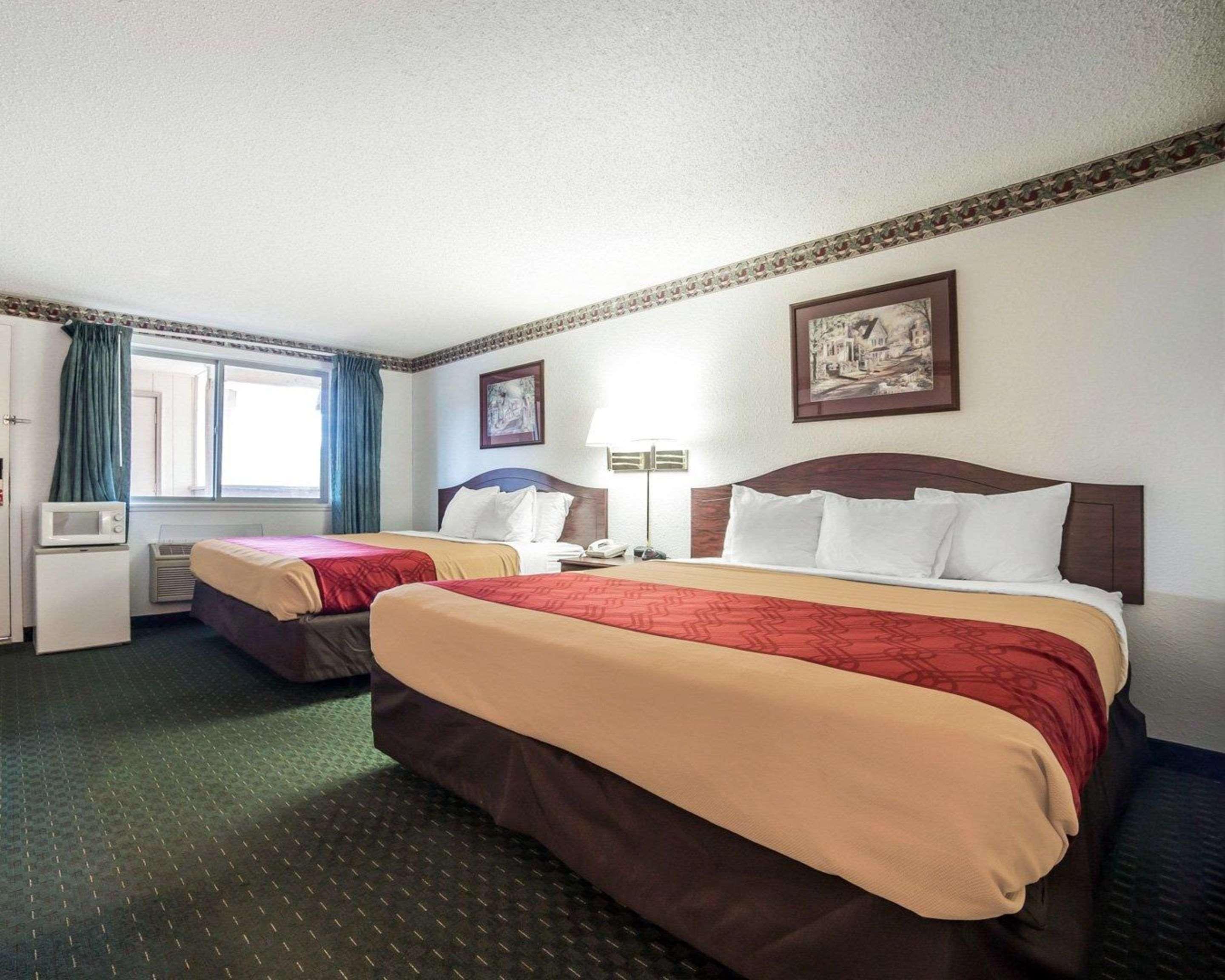 econo lodge miles city