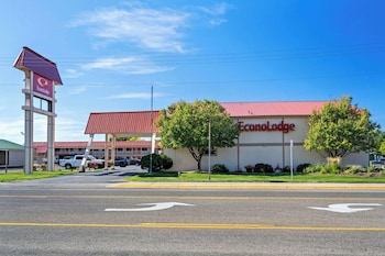 econo lodge miles city