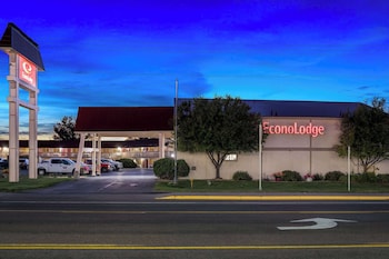 econo lodge miles city