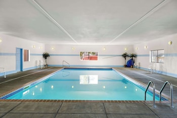 Econo Lodge Miles City,Miles City>>Custer,2 star