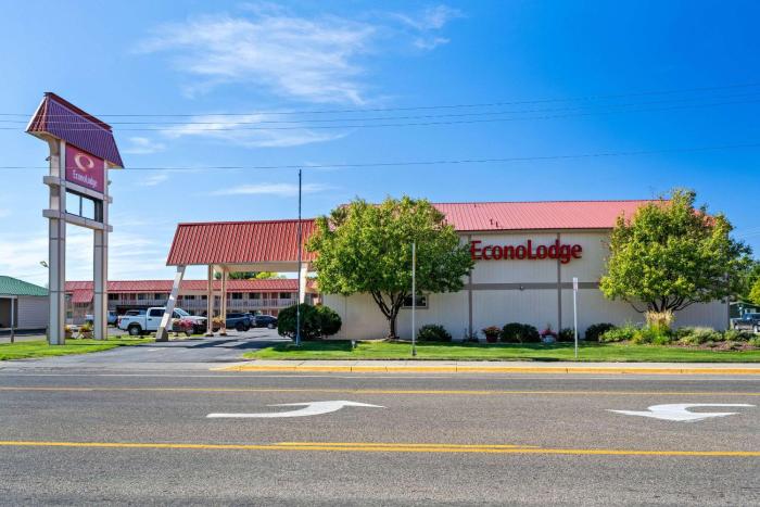 econo lodge miles city