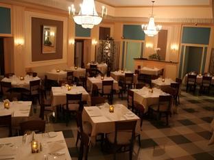 Ramada By Wyndham Milwaukee,Milwaukee County>>Milwaukee,4 star