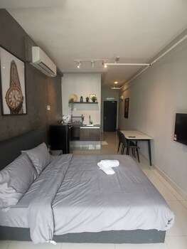 Edumetro  Subang Jaya,,3 star