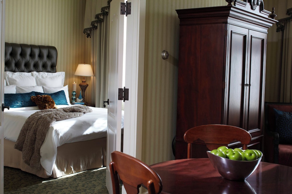 renaissance minneapolis hotel the depot