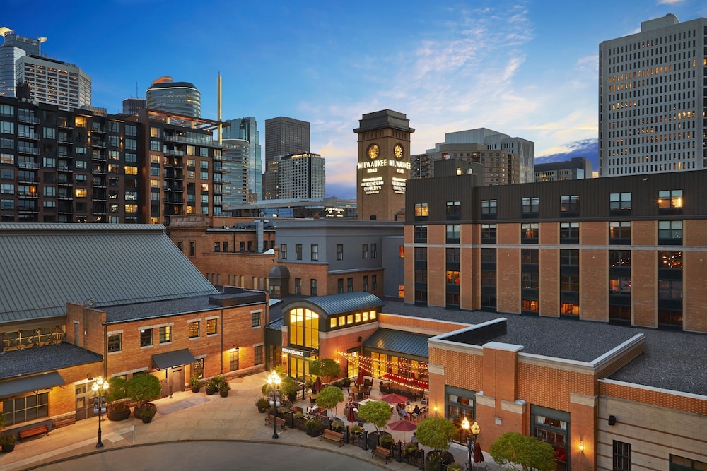 Renaissance Minneapolis Hotel, The Depot,Downtown Minneapolis>>Brooklyn Park,4 star