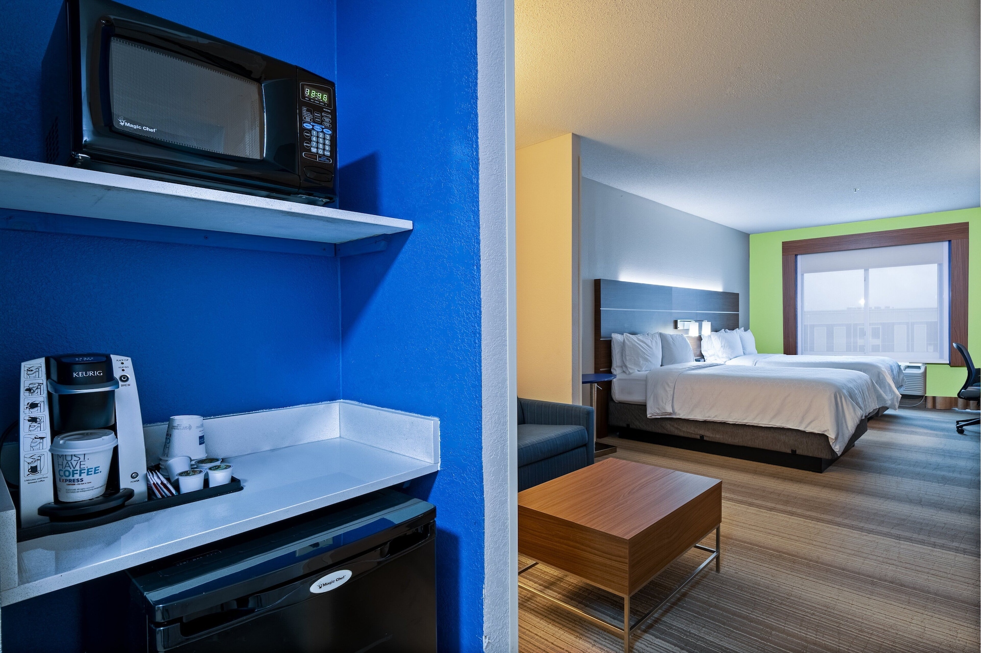 holiday inn express hotel and suites woodbridge by ihg