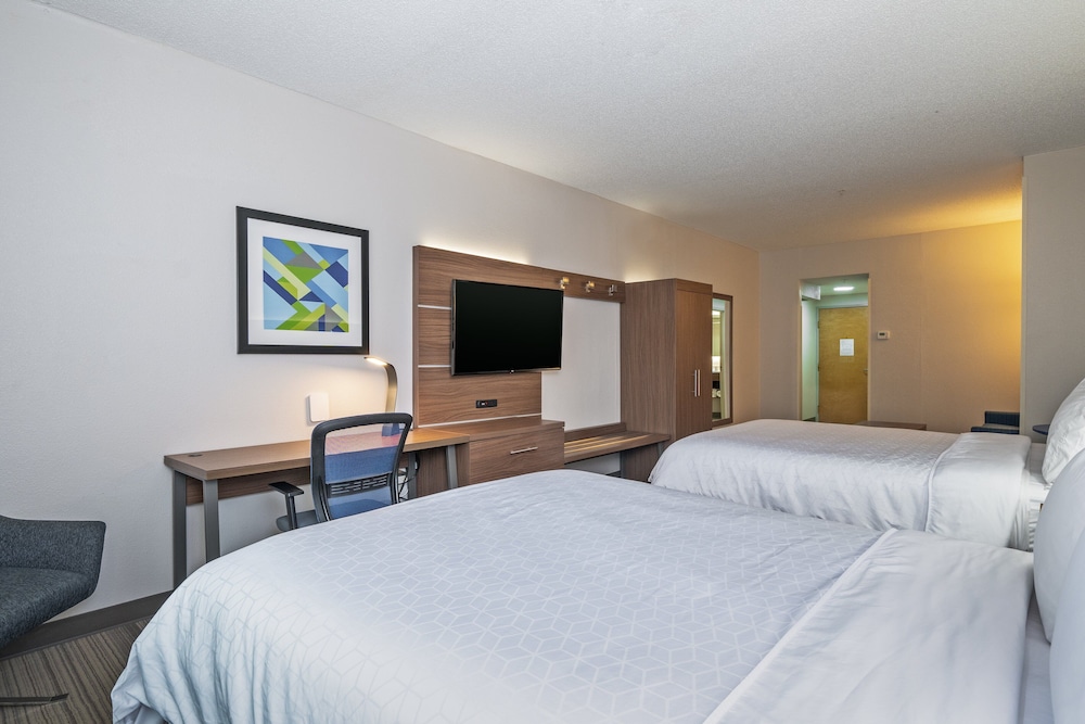 holiday inn express hotel and suites woodbridge by ihg