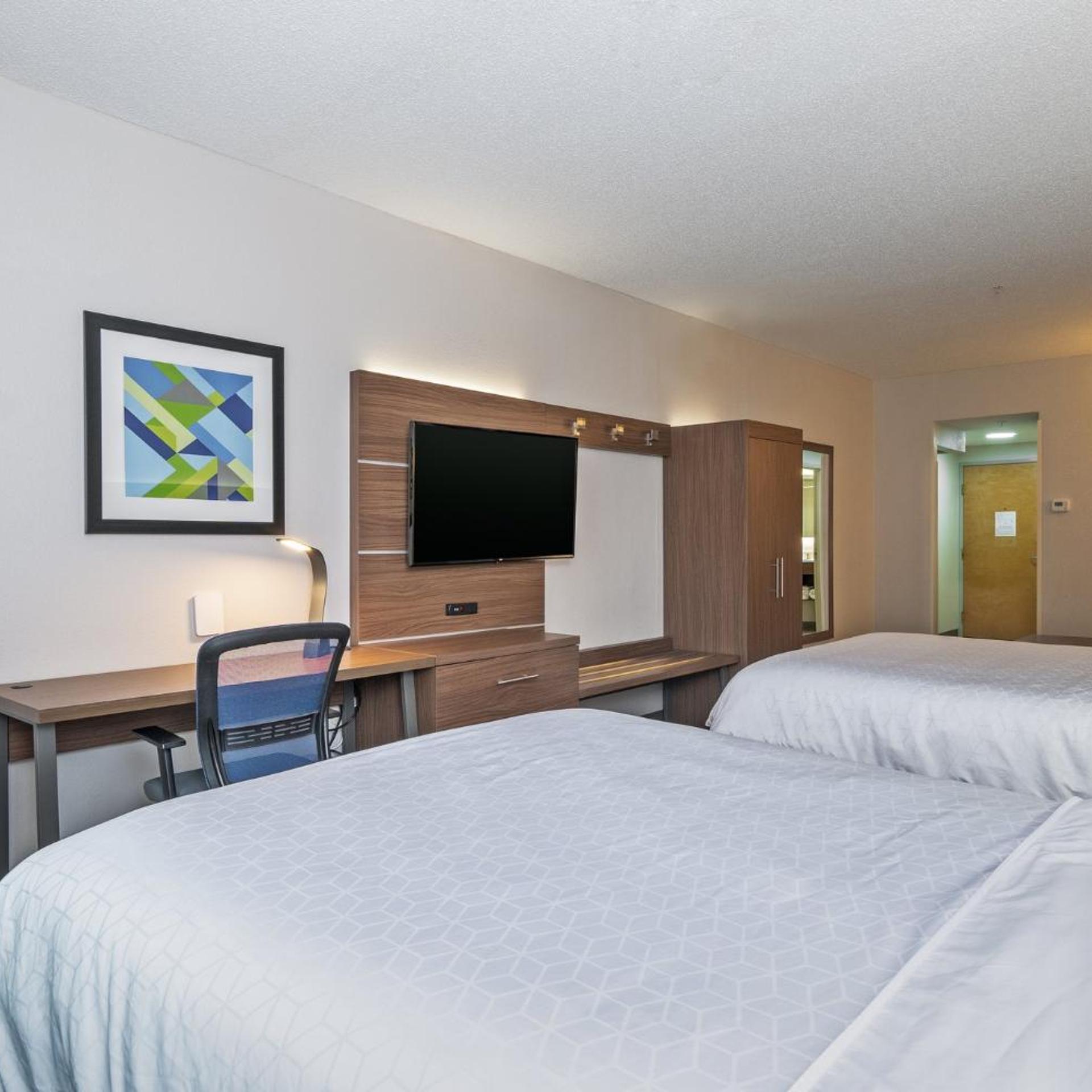 holiday inn express hotel and suites woodbridge by ihg