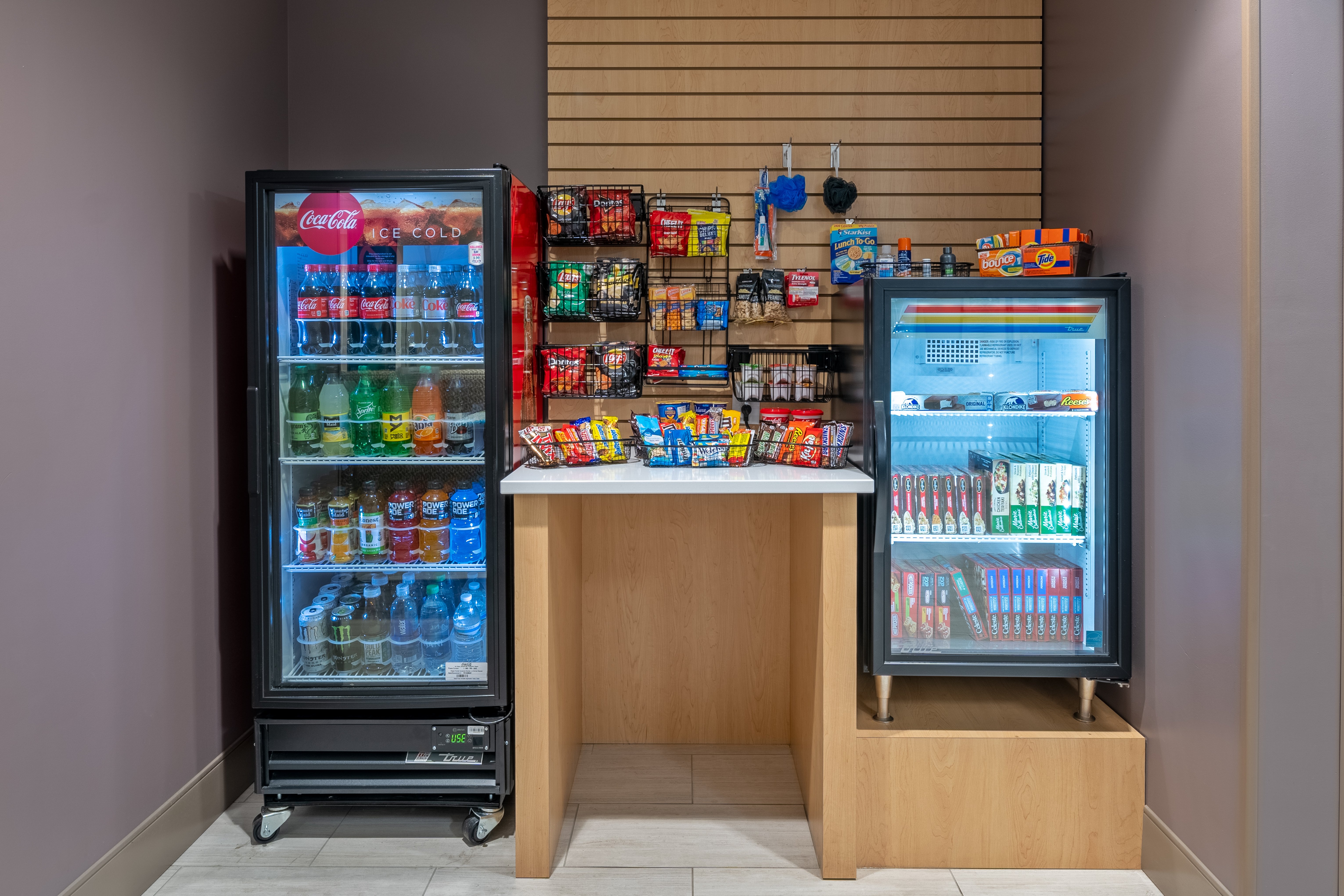 holiday inn express hotel and suites woodbridge by ihg
