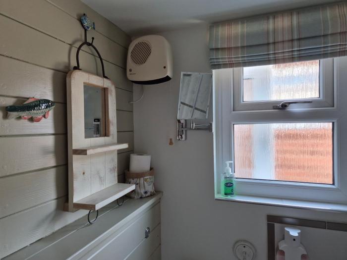 flower garden studio in sheringham cycle friendly