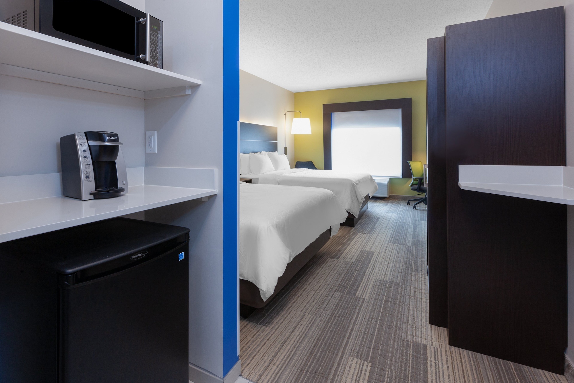 holiday inn express hotel and suites woodhaven by ihg