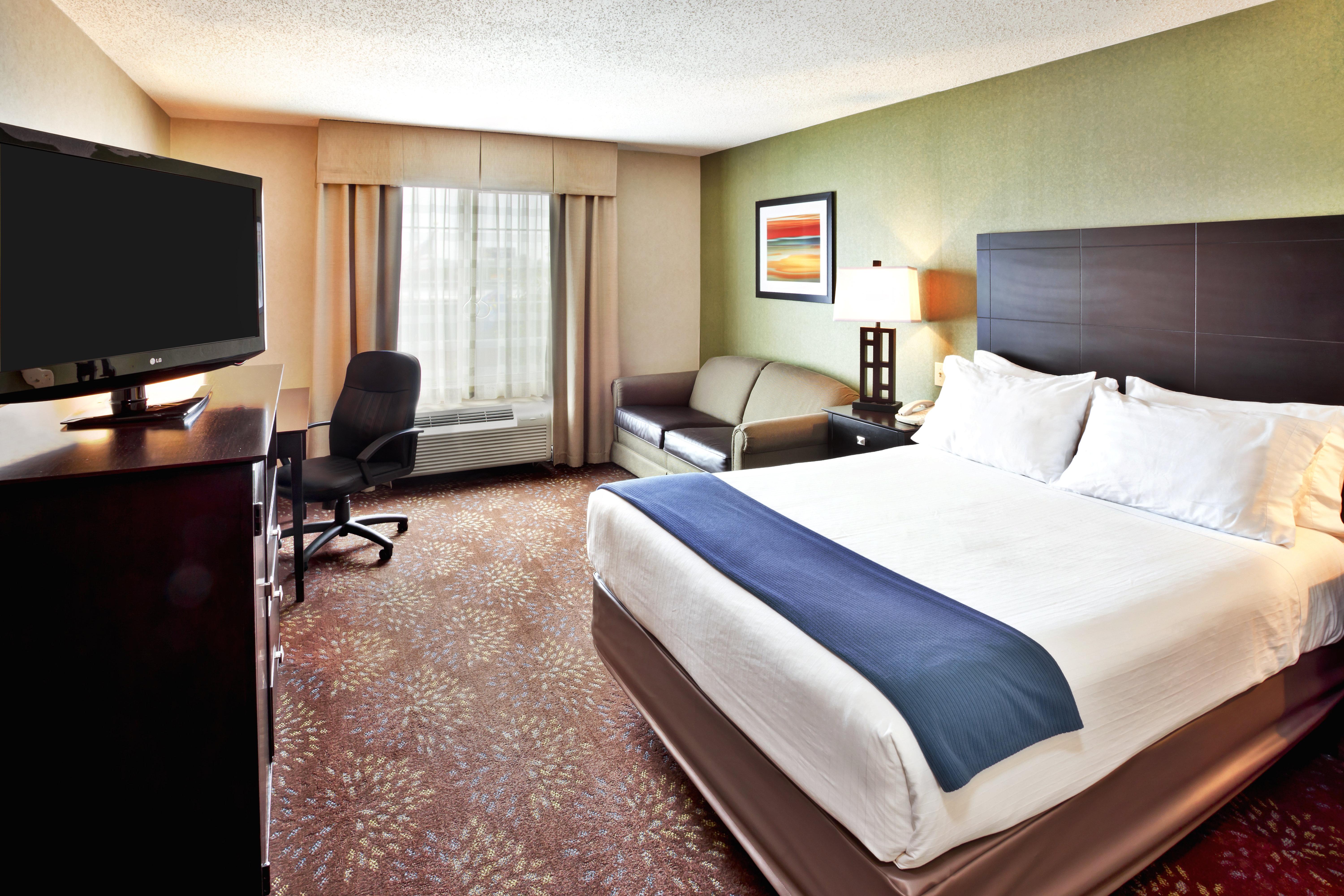 holiday inn express hotel and suites woodhaven by ihg