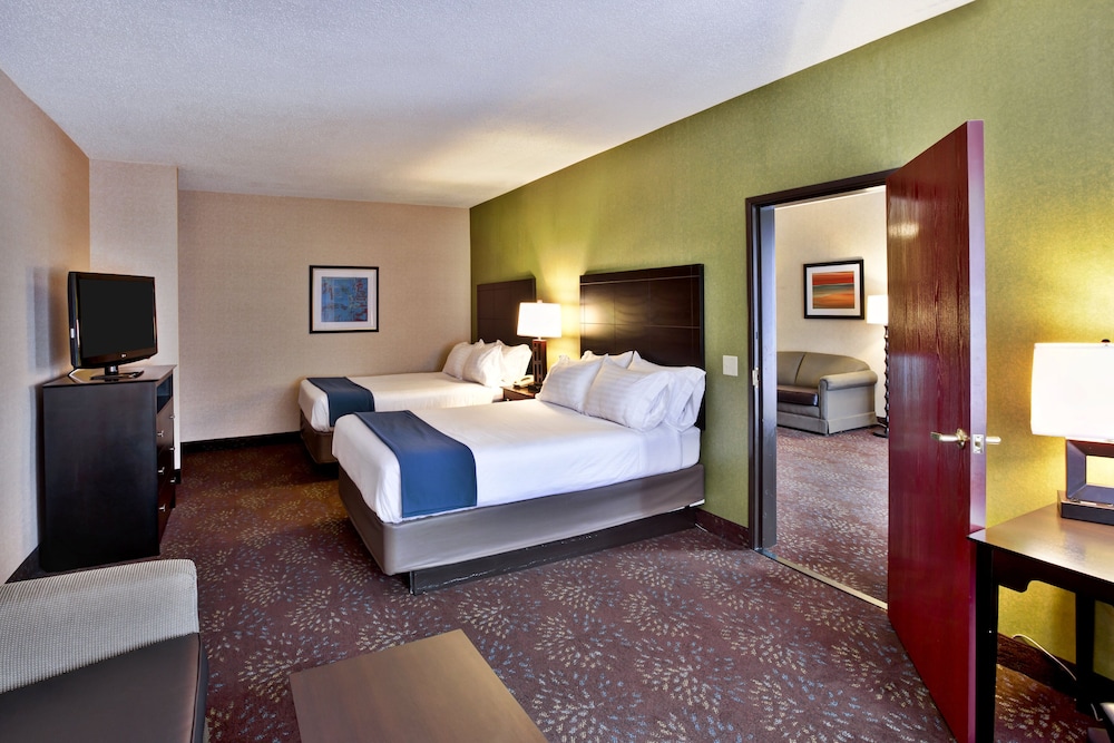 holiday inn express hotel and suites woodhaven by ihg