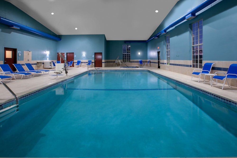 holiday inn express hotel and suites woodhaven by ihg