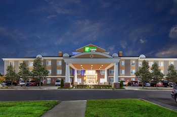 holiday inn express hotel and suites woodhaven by ihg