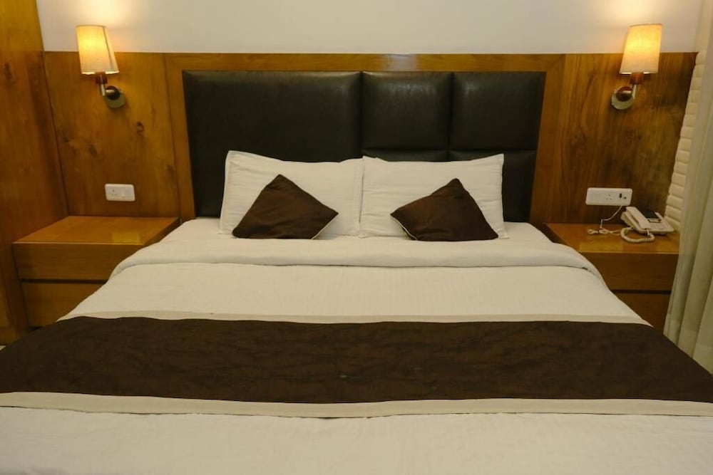 garden resorts and hotel
