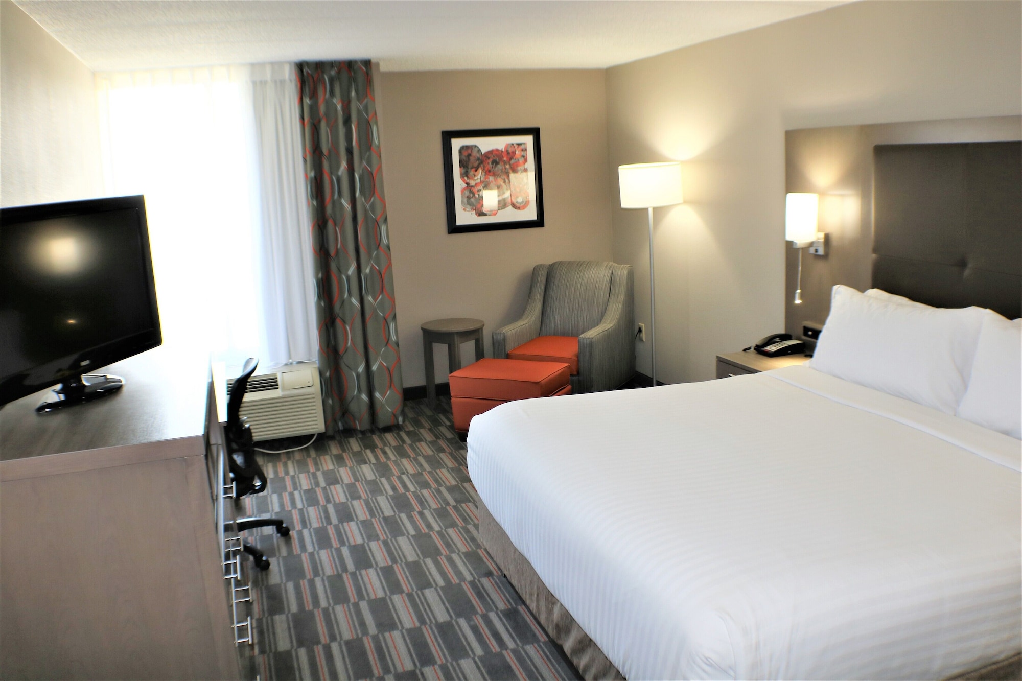 holiday inn express woodstock shenandoah valley by ihg