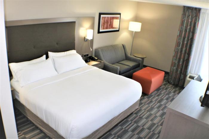 holiday inn express woodstock shenandoah valley by ihg