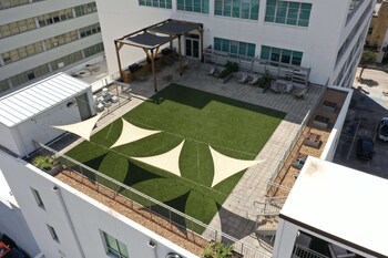 Stayae - High Rise,440 On Third,4 star