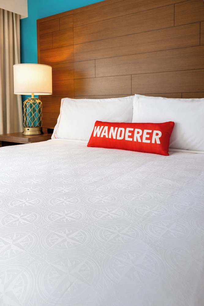 compass hotel by margaritaville