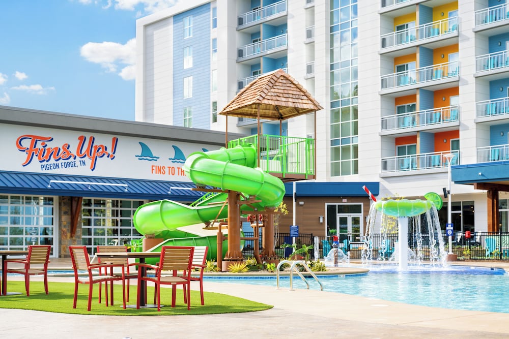 compass hotel by margaritaville