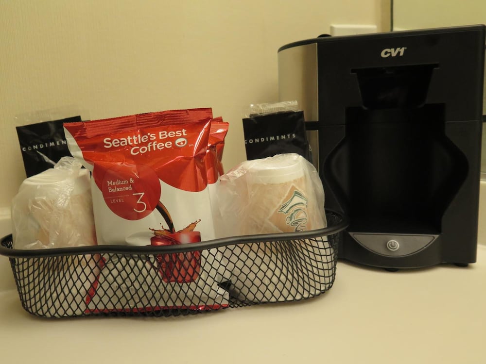 hometowne studios by red roof yuba city