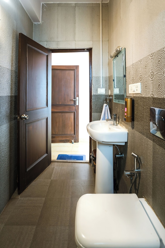 the sunset abode shimla 4br valley views