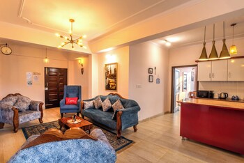 the sunset abode shimla 4br valley views