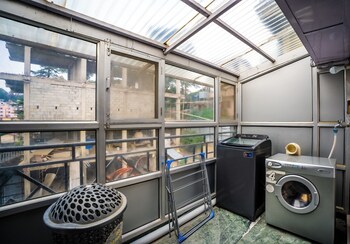 the sunset abode shimla 4br valley views