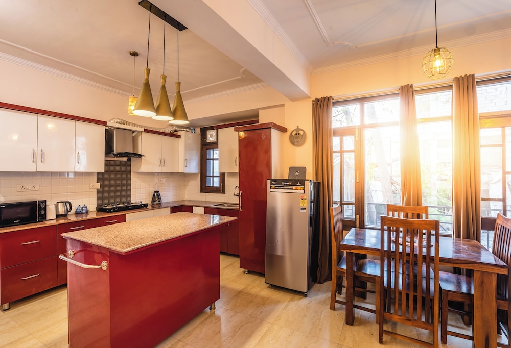 the sunset abode shimla 4br valley views