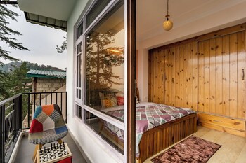 the sunset abode shimla 4br valley views