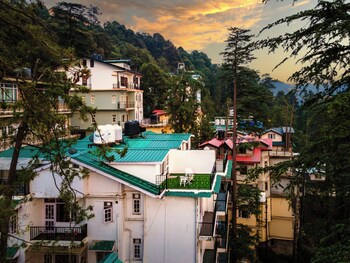 the sunset abode shimla 4br valley views