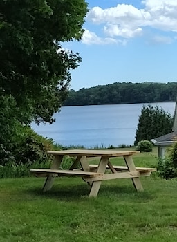 The Cottage At Amos Lake,,4 star