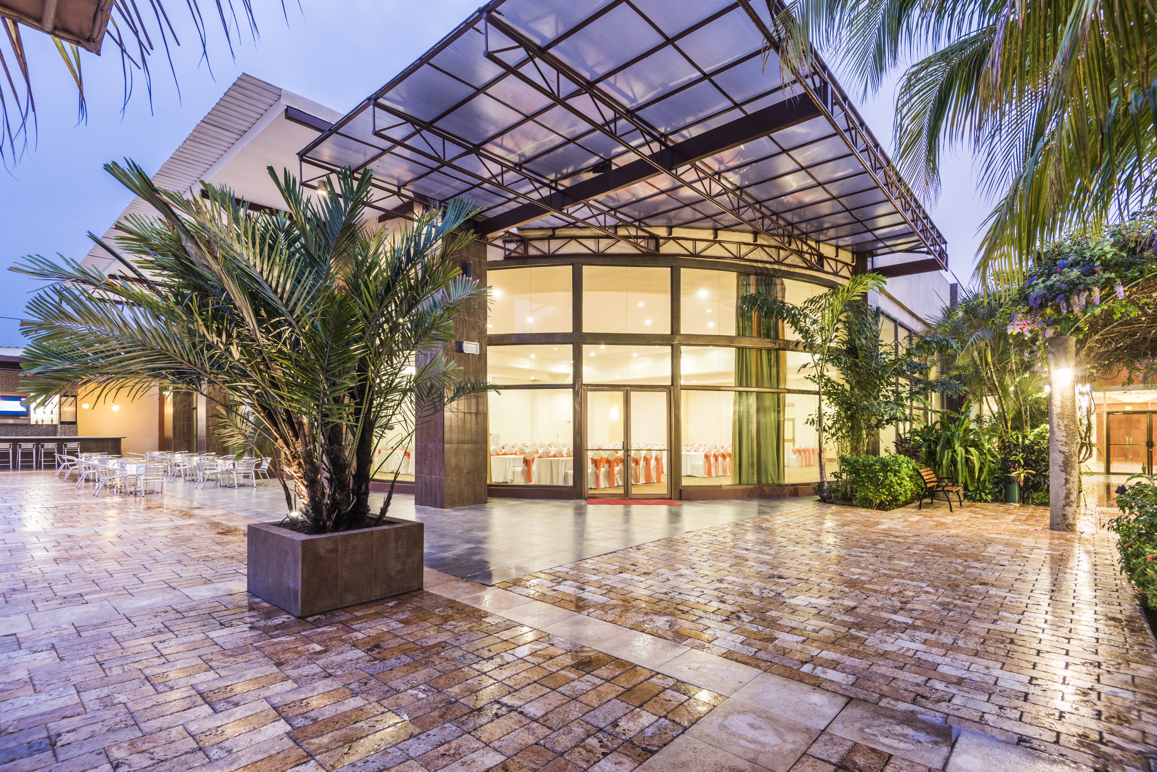 holiday inn managua convention center by ihg