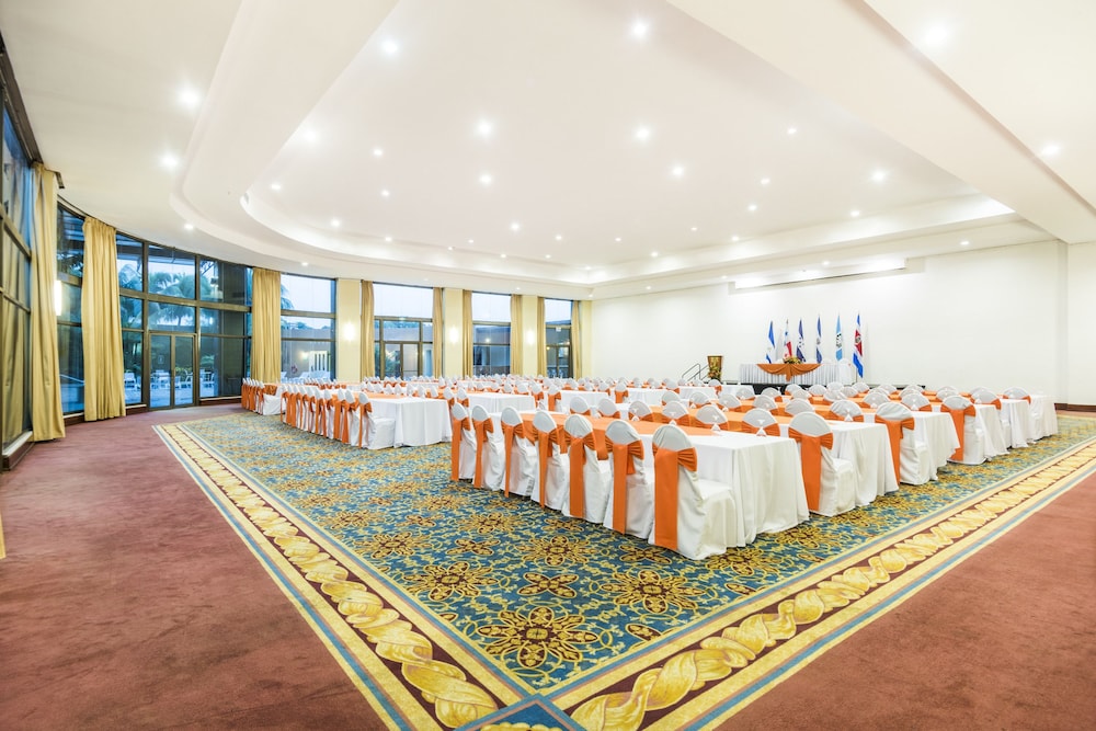 holiday inn managua convention center by ihg