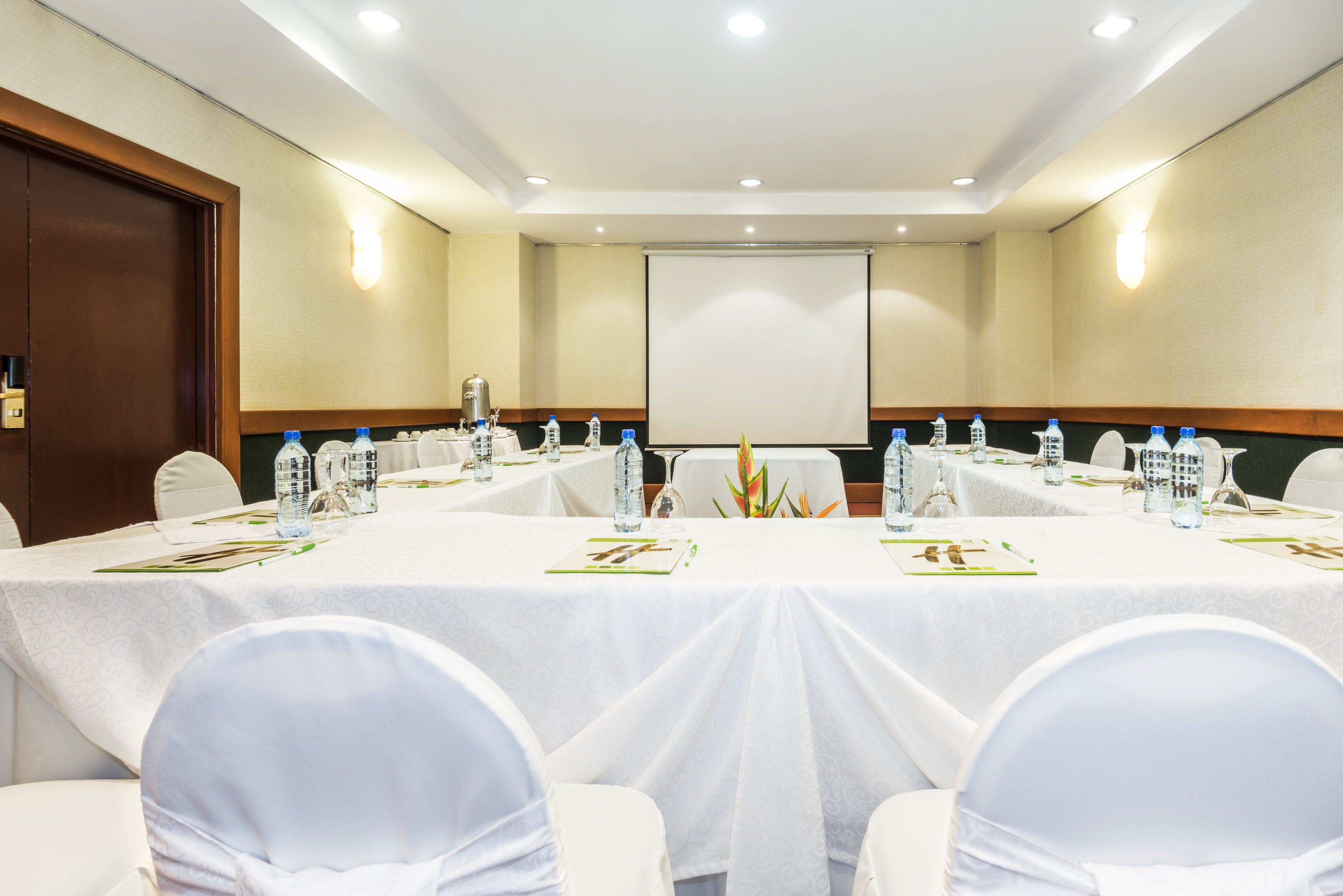 holiday inn managua convention center by ihg