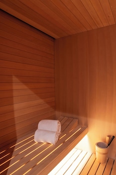 Logis Hôtel Jeanne & Jules Hôtel Spa Et Restaurant,Rue De La Marne,0 star