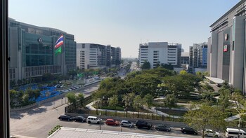 impact muangthong c1 c9 by anna