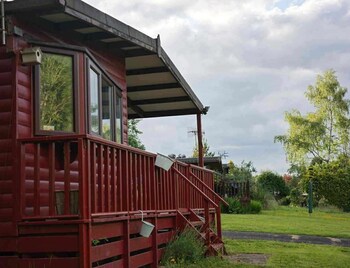 Number 8 Lodge Caer Beris,,2 star