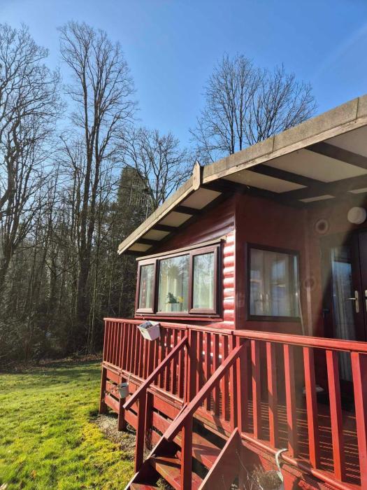 number 8 lodge caer beris