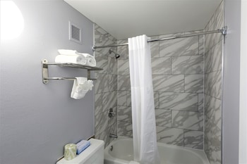 super 8 by wyndham manassas